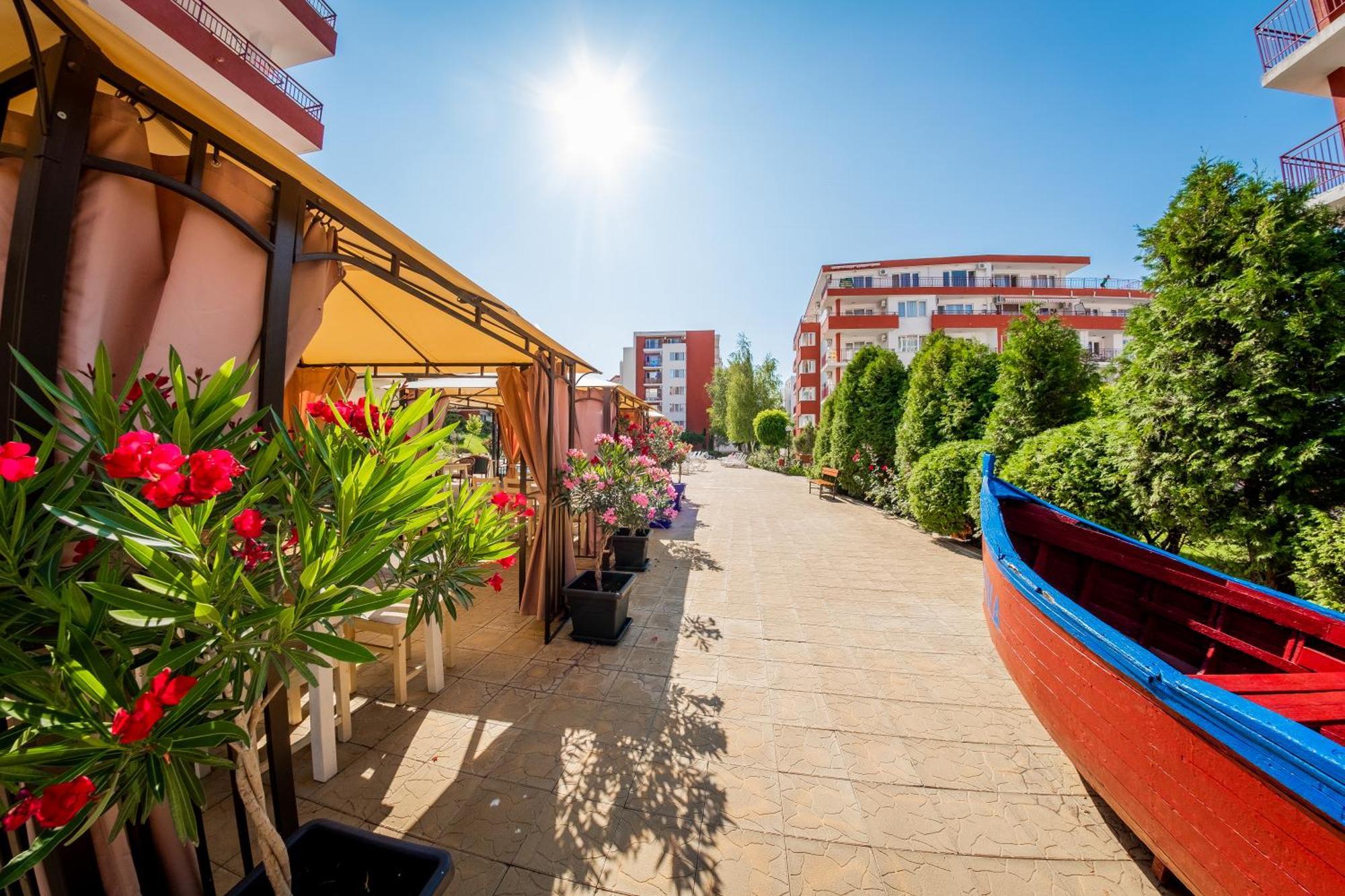 Panorama Fort Beach Święty Włas Zewnętrze zdjęcie