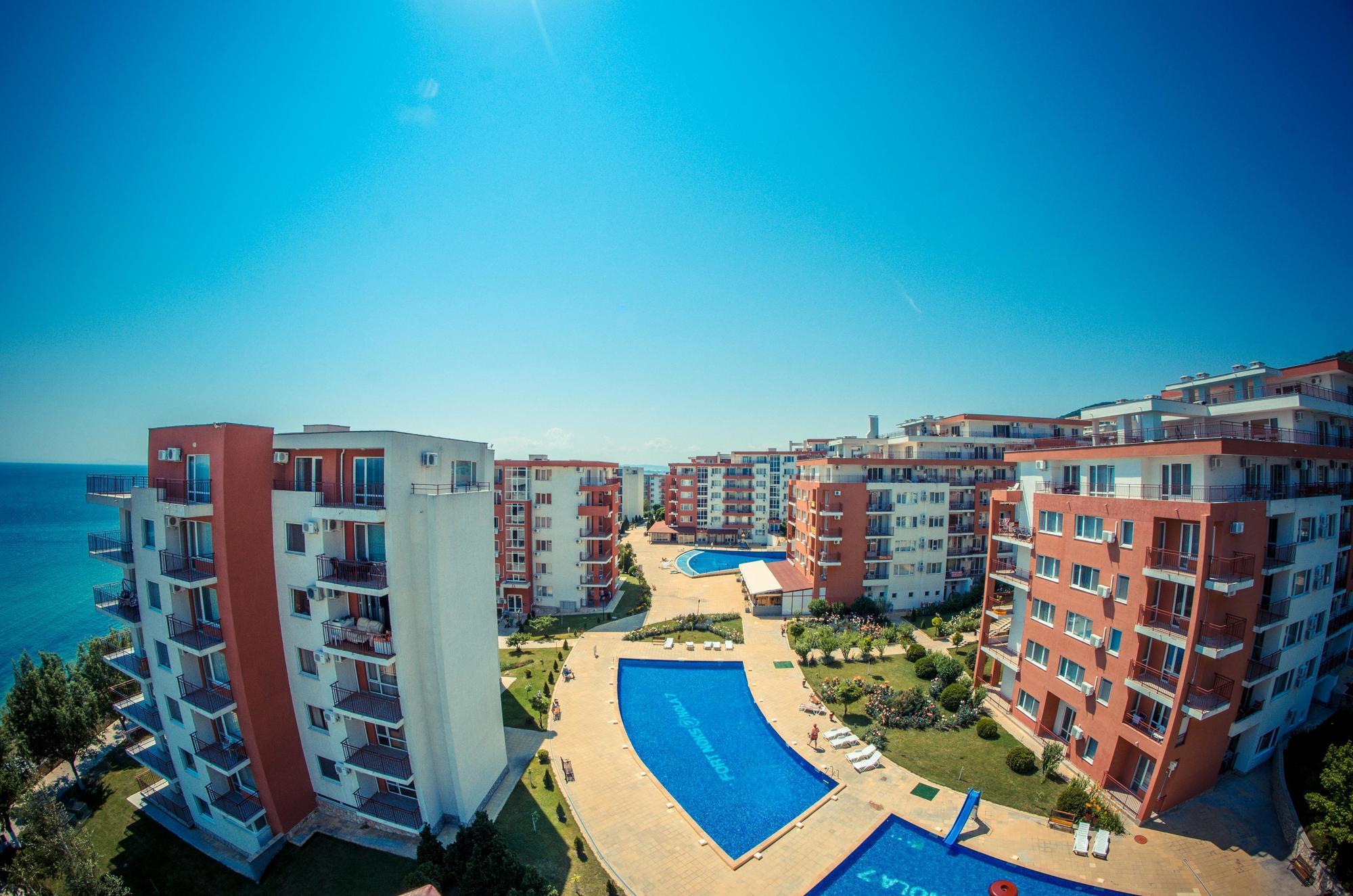 Panorama Fort Beach Święty Włas Zewnętrze zdjęcie